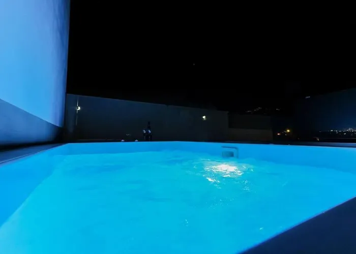 فيلة Ageri Vóthon